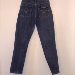 Levi’s Mid Rise Skinny Jeans